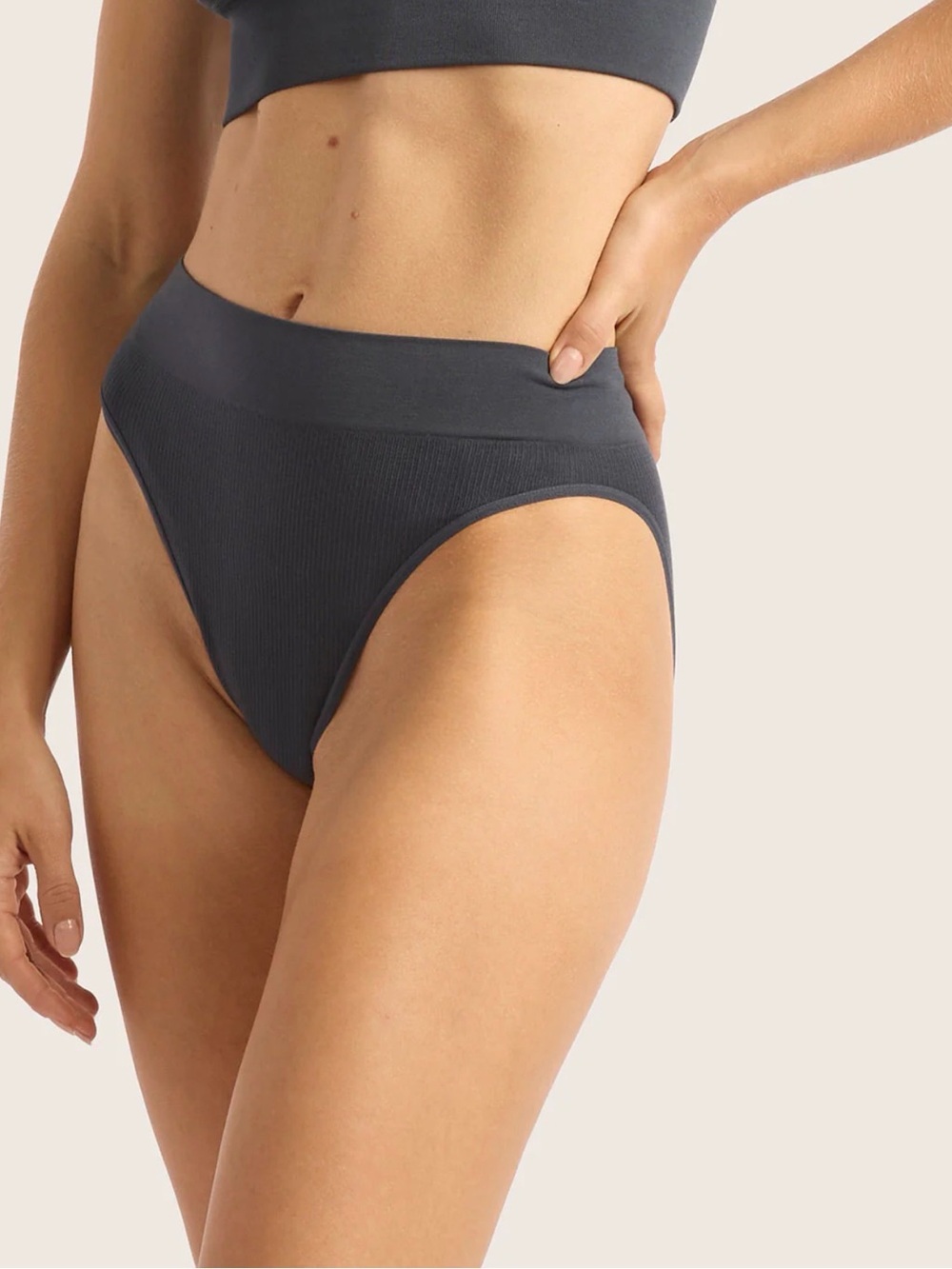 BOODY Ribbed High-Leg Brief